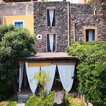 Holiday home Villetta Isole Eolie Salina Santa Marina Salina